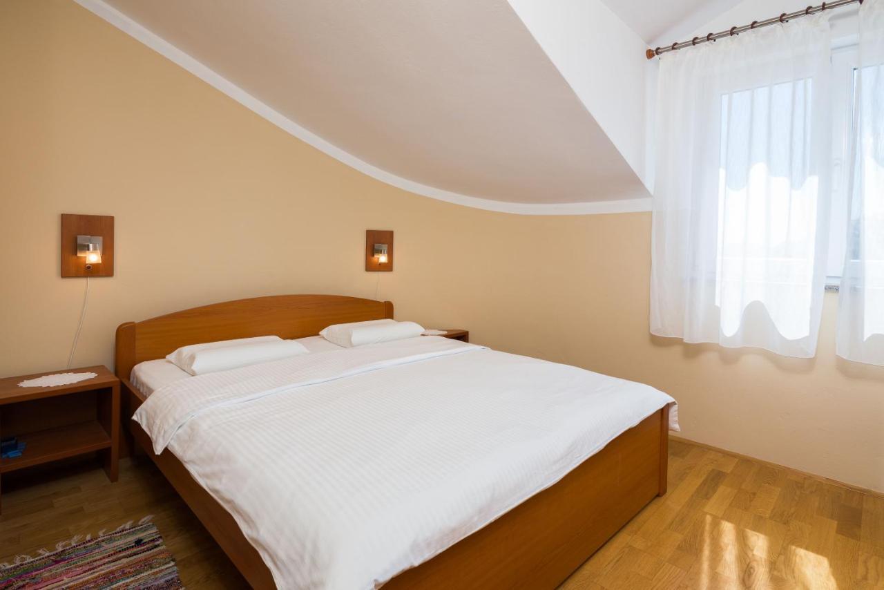 Anita Apartment
